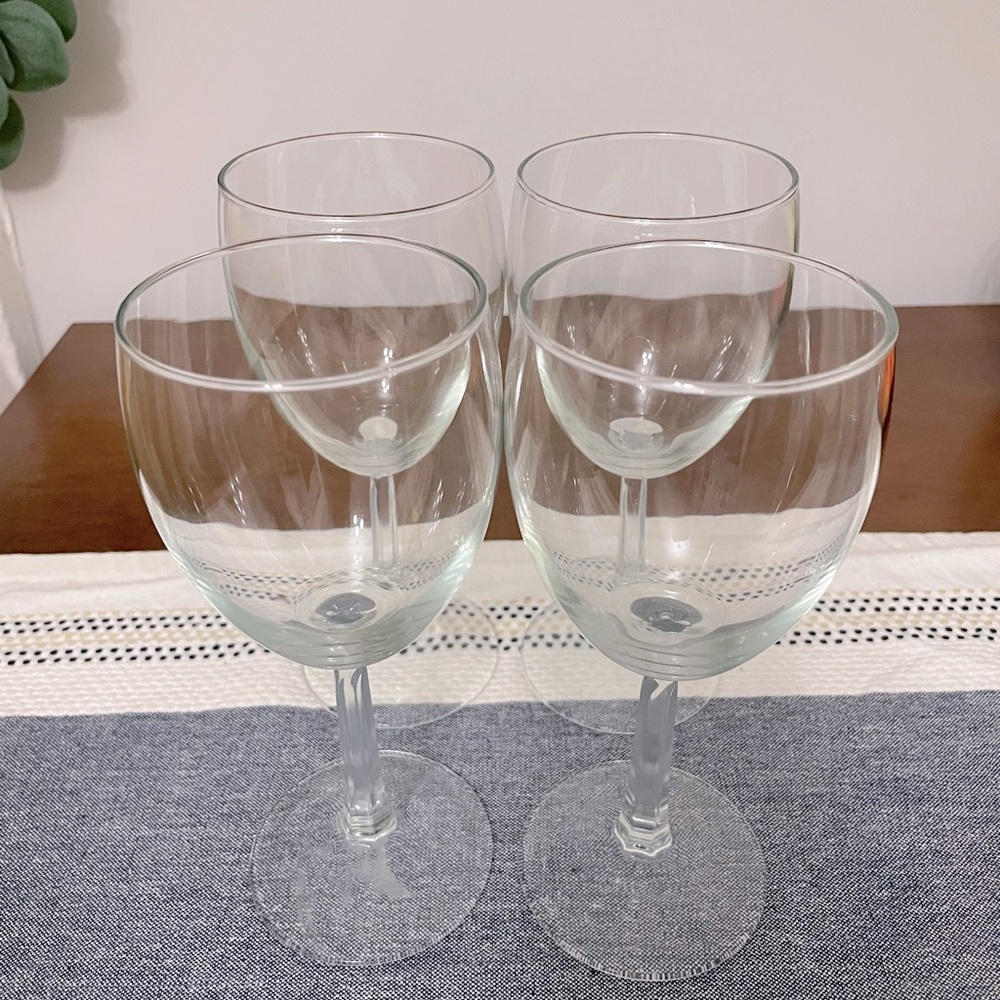 Wine Glasses